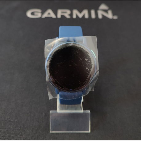 Vivoactive 5 Metaliczny aluminiowy bezel w kolorze Navy z kopertą w kolorze Navy i silikonowym paskiem