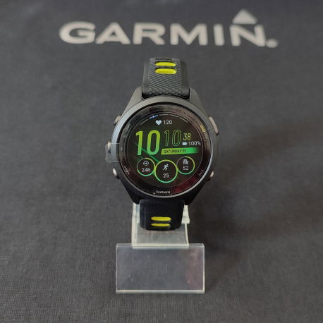 Garmin Forerunner 265s Czarna ramka i koperta z czarnym/jaskrawożółtym silikonowym paskiem